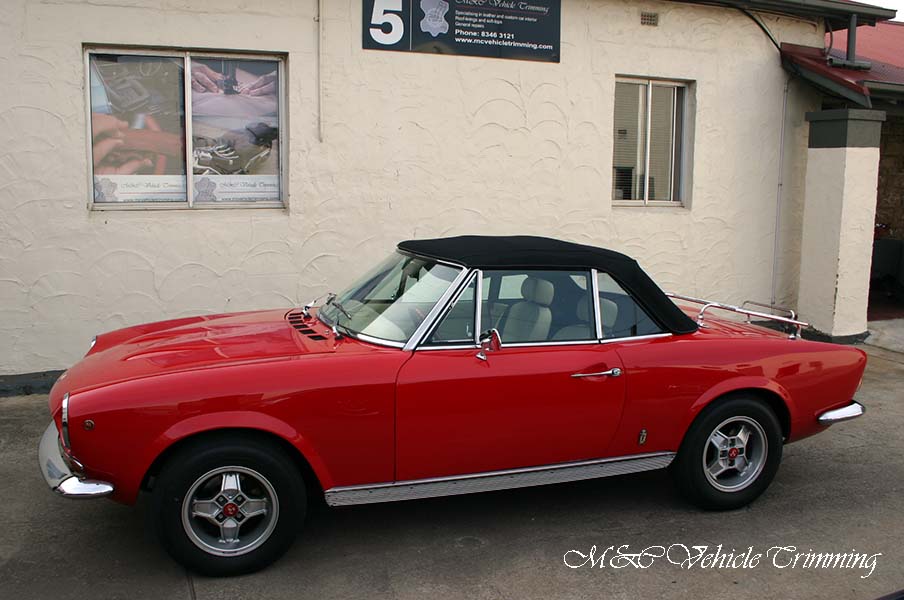 Fiat 124 Spider Convertible